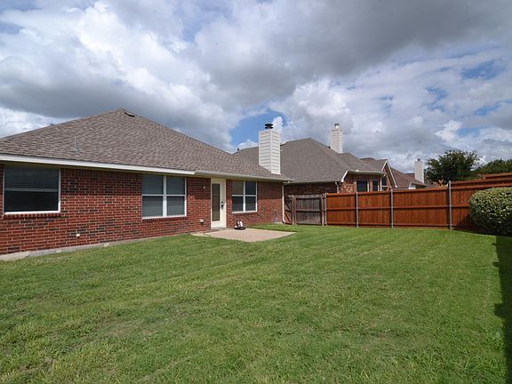 4th image of 3020 Bigleaf Dr