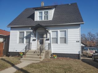 15215 Wood St, Harvey, IL 60426