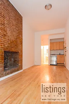 Rented by Listings Realty, LLC | media 7