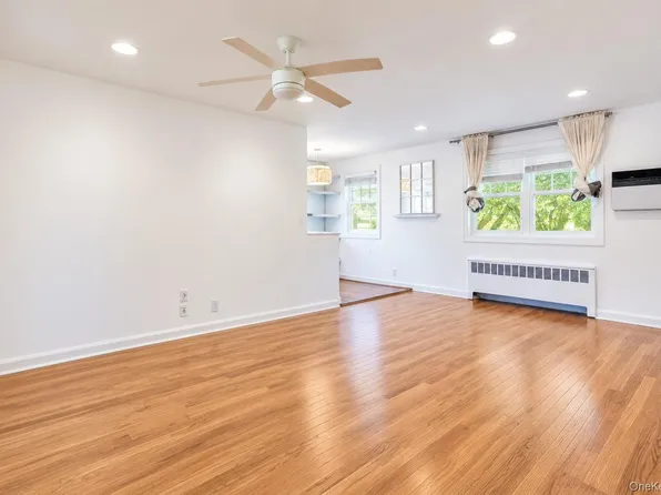 22630 Kingsbury Avenue #B, Bayside, NY 11364