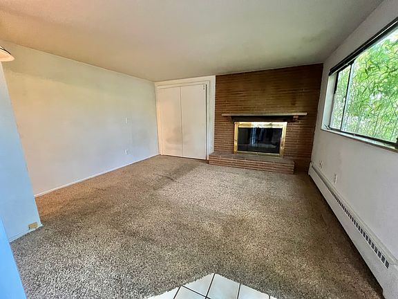 5th image of 2411 W Crockett St