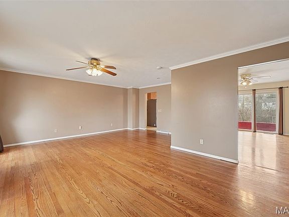 3rd image of 12476 Sparrowwood Dr