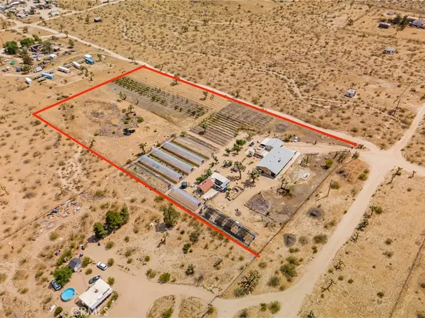 26047 E Avenue V, Llano, CA 93544