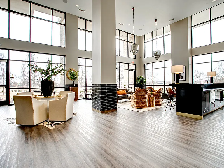 The Cosmopolitan Apartments — Photo 32