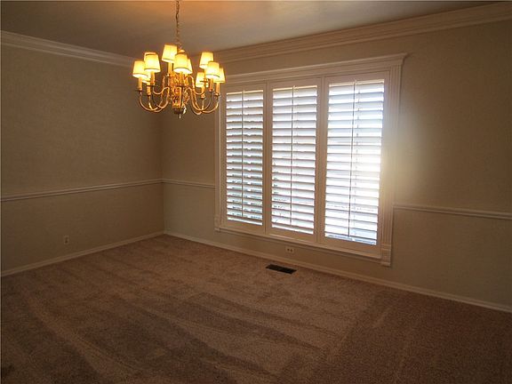 3rd image of 12617 Green Valley Dr