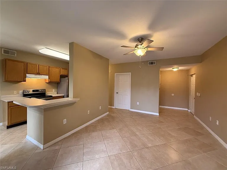 7945 Preserve Cir #523 — Photo 10