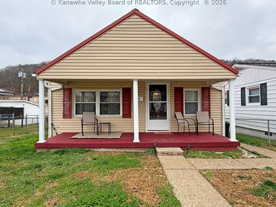 407 Dupont Ave, Nitro, WV, 25143