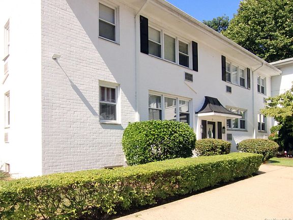3rd image of 35 Avon Circle #A