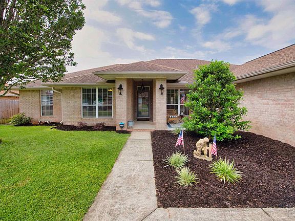 3rd image of 7667 Marthas Way