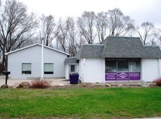 1325 W Wisconsin St, Portage, WI 53901