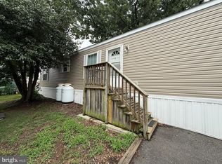 34 2nd St, Lothian, MD 20711