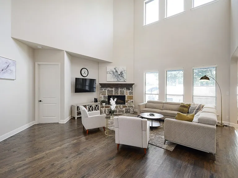 11117 Charger Way — Photo 32