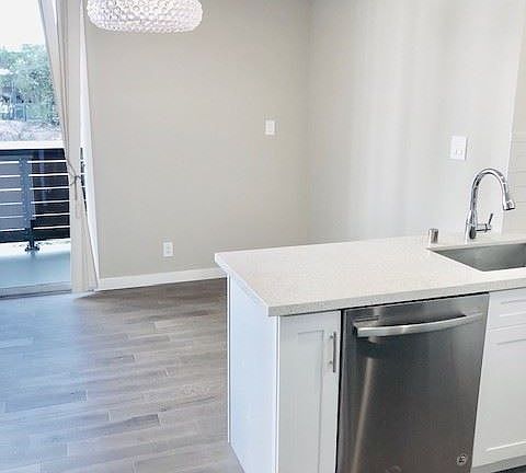 5th image of 2101 Carlmont Dr APT 111
