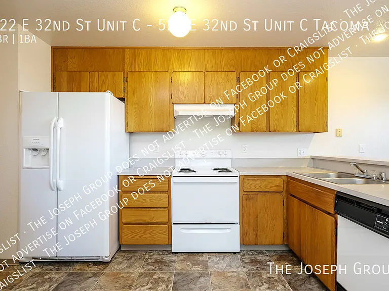 522 E 32nd St #C — Photo 7