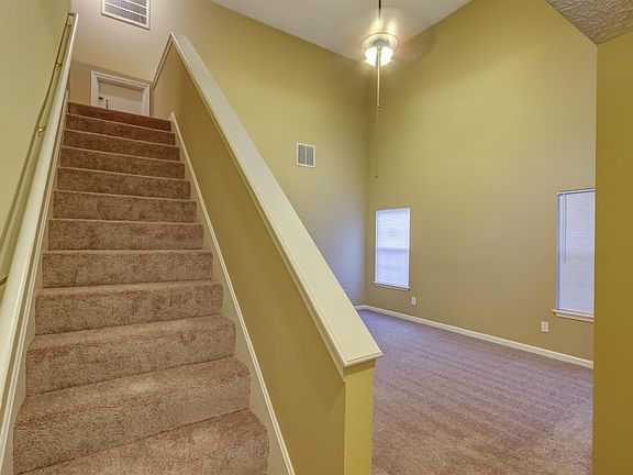 3rd image of 694 Morgan Hills Dr