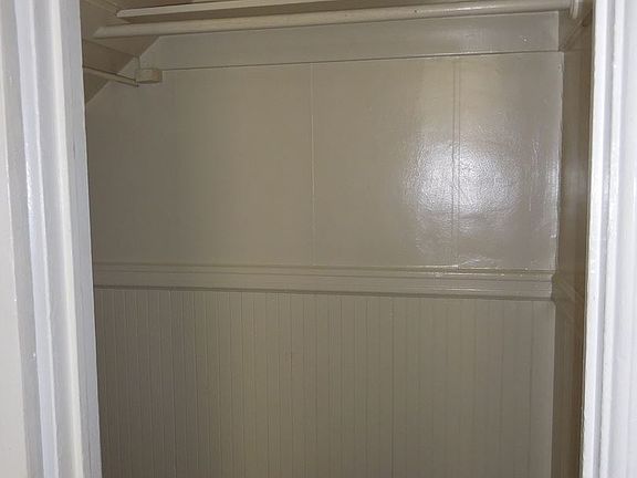 4th image of 1014 Napa St APT C