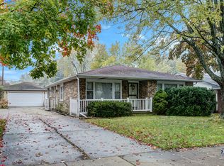 422 Baldwin Ave, Waukegan, IL 60085
