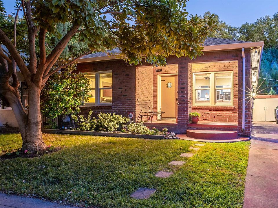 2nd image of 1812 Burnett Way