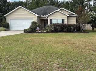 152 Sandalwood Cir, Statesboro, GA 30458