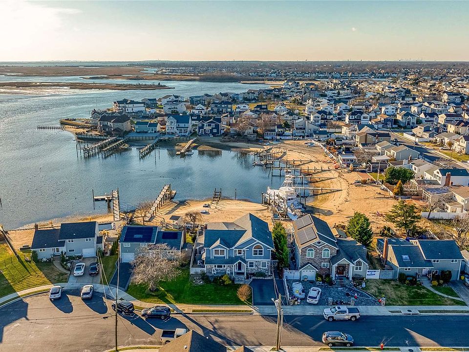 14 Jomarr Court, Massapequa, NY 11758 Zillow