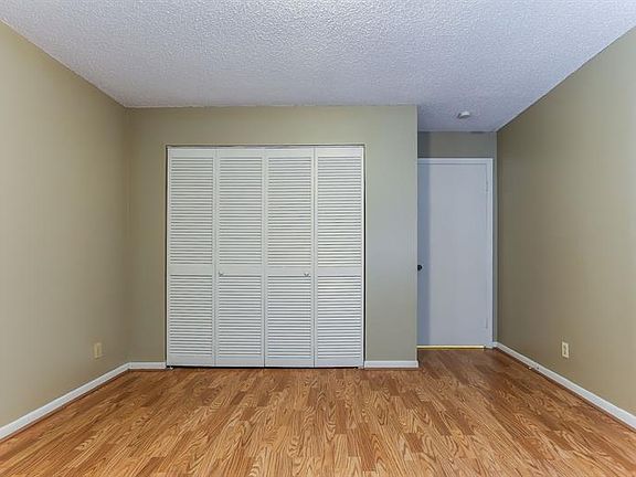 3rd image of 7055 Marlberry Ln