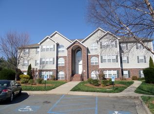 713 Scholastic Ct, Winston Salem, NC 27106