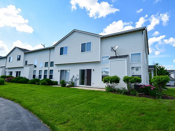 3rd image of 6922 Clearwater Dr