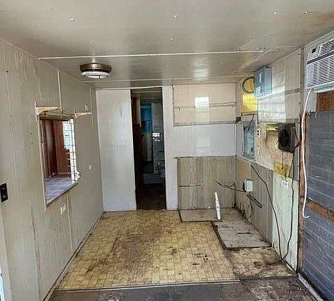 3rd image of 60 Ed Swift Rd