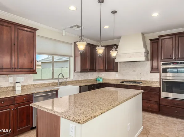 2866 E SHANNON Street, Gilbert, AZ 85295