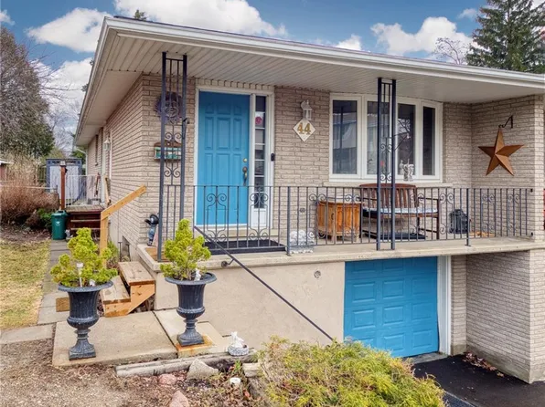 44 Breckenridge Dr, Kitchener, ON N2B 2N9