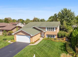 13737 W Ironwood Cir, Homer Glen, IL