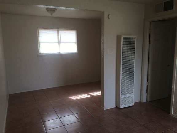 4th image of 8928 Lawson St APT 9