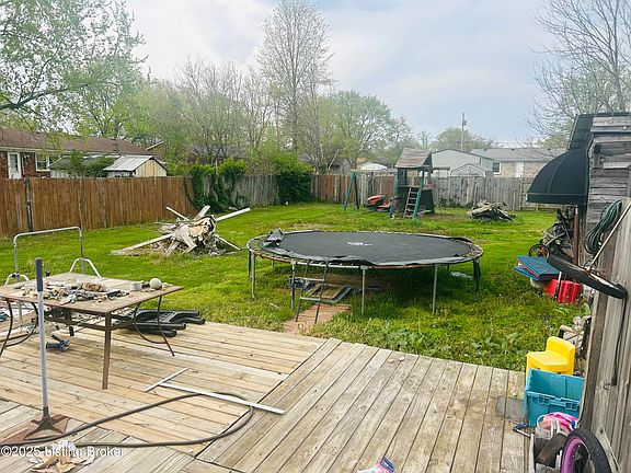 5th image of 410 Concord Dr