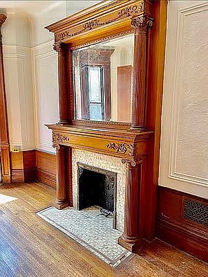 5th image of 827 Carroll St APT 1