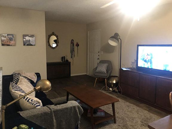 5th image of 8015 Woodway Oak Cir APT 517