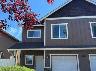 21035 Carl St, Bend, OR 97701