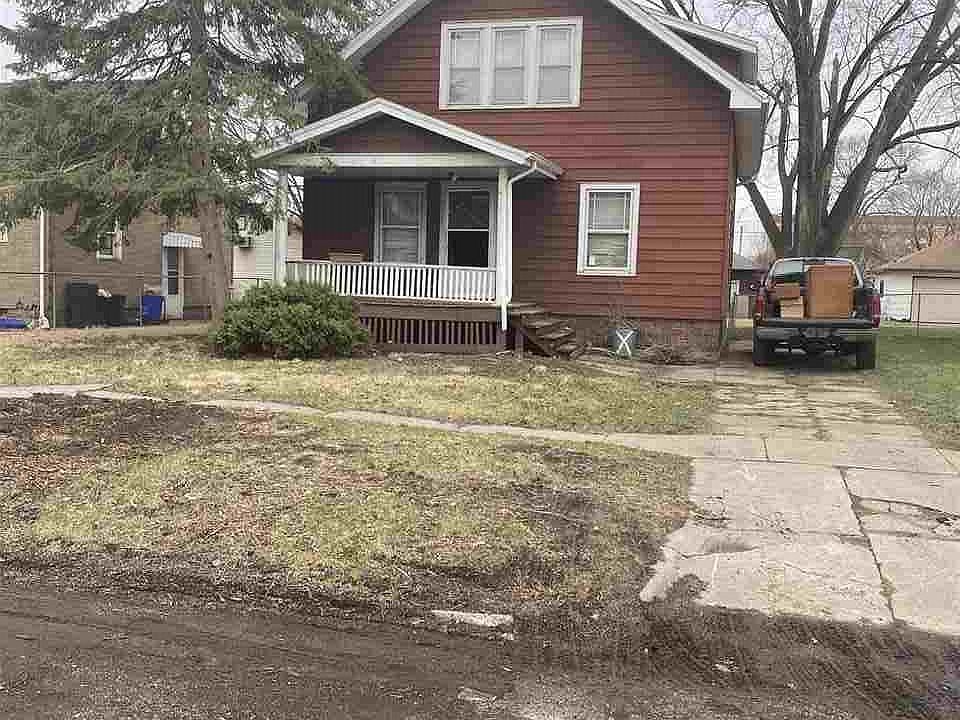 2nd image of 2135 S 5th St