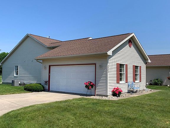 2nd image of 2983 Twelve Oaks Dr