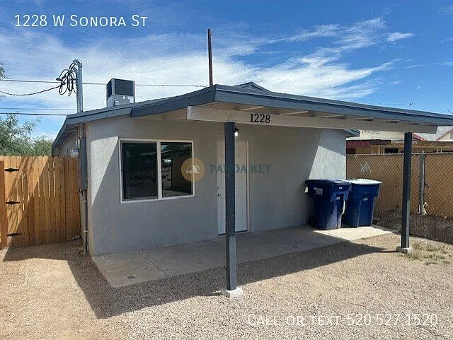 2 bed, 650 sqft, $1,275 — Photo 1