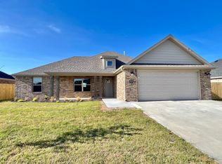 832 Hickory Meadows Ave, Tontitown, AR 72762