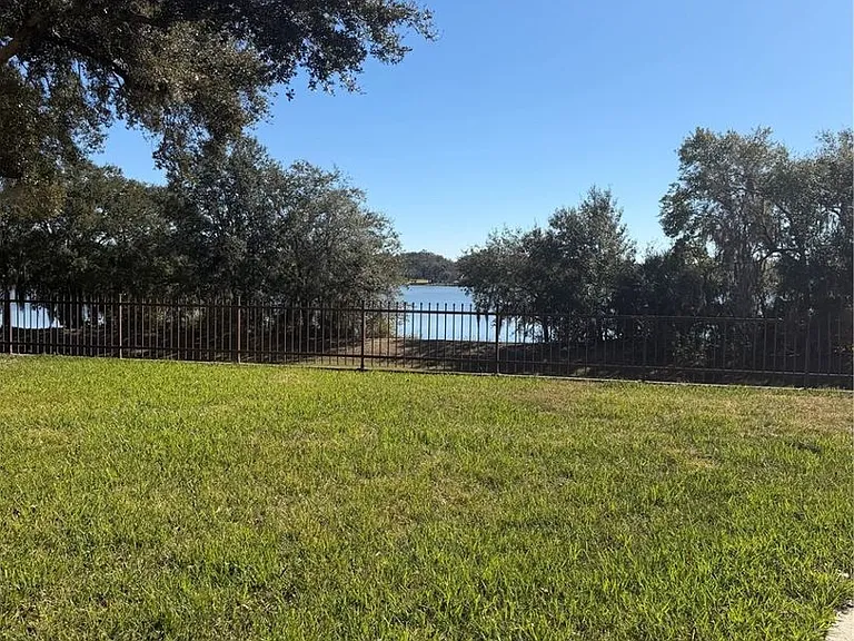420 Forestway Cir #201 — Photo 6