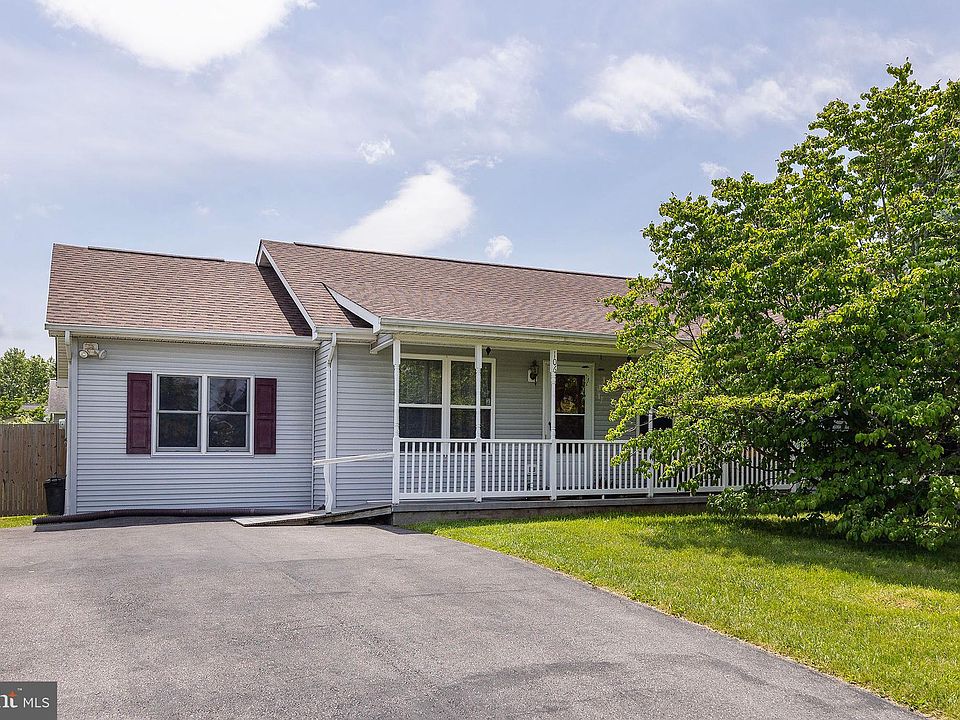 1st image of 106 Berkshire Cir