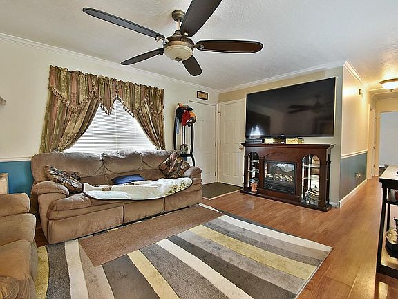 4th image of 115 Iroquois Dr