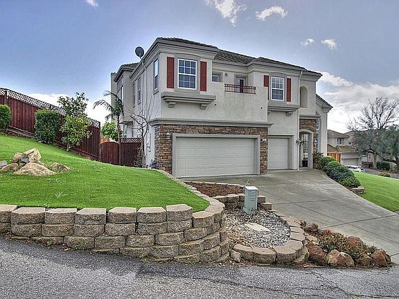 5th image of 3634 Pleasant Knoll Dr