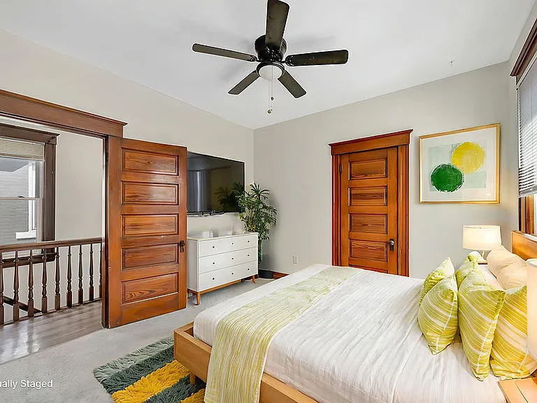 2421 Kenilworth Ave #2 — Photo 9