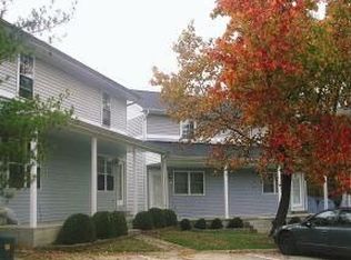 1061 E Park St APT 10, Carbondale, IL 62901