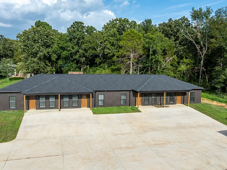 251 Scott Dr #A — Photo 3