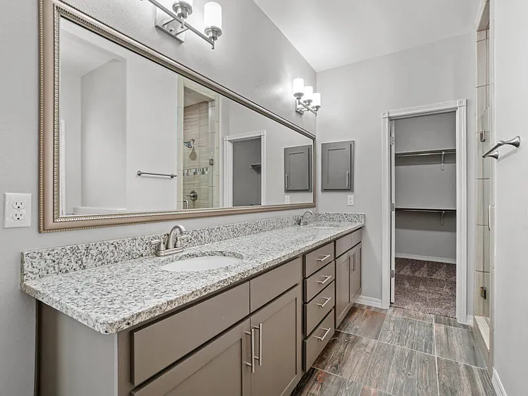 1740 Eased St — Photo 34
