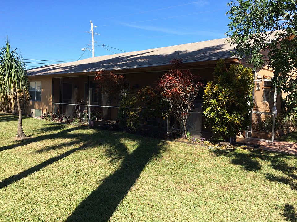 Duplex exterior