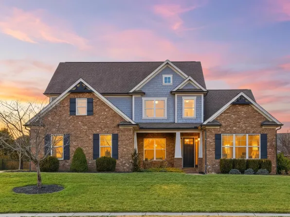 8083 Transom Cir, Ooltewah, TN 37363